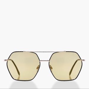 Gold polygon shaped aviator sunglasses
